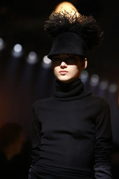 Look 11